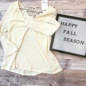 🐆Love Fire , White Long Sleeve VBack Lace up